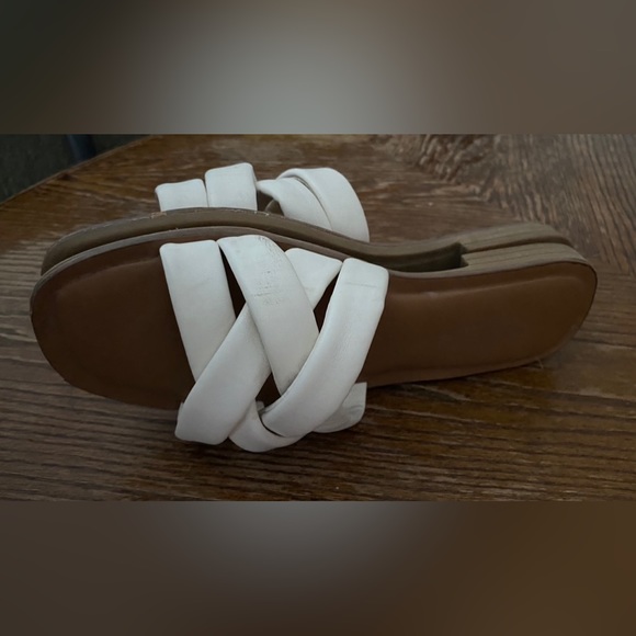 Cushionaire Pre-Owned Farah Slide Sandal White Size 9 - Picture 2 of 8